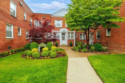 70 S Park Avenue #114, Rockville Centre, NY 11570 - Photo 1