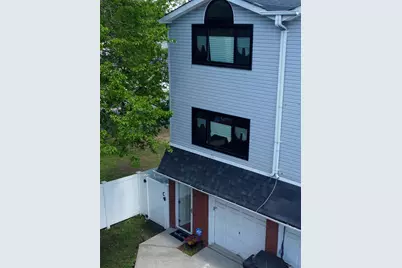 31 Charles Place, New York, NY 10303 - Photo 1