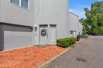 16 Sands Court, Port Washington, NY 11050 - Photo 1