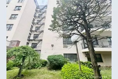 3855 3855 Shore Parkway #3m, Brooklyn, NY 11235 - Photo 1