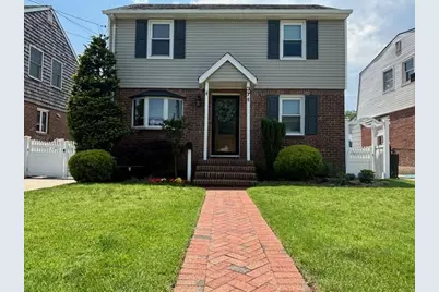 371 White Road, Mineola, NY 11501 - Photo 1