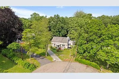 16 Lyncrest Road, Cortlandt Manor, NY 10567 - Photo 1
