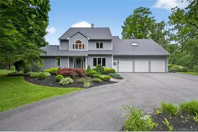 109 Sleight Plass Road, Poughkeepsie, NY 12603 - Photo 1