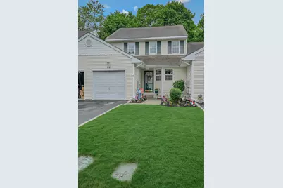 93 Mulberry Commons, Riverhead, NY 11901 - Photo 1
