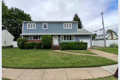 19 Hicks Avenue, Syosset, NY 11791 - Photo 1