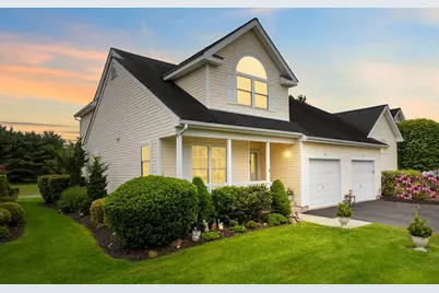 8 Lakeview Court, Riverhead, NY 11901 - Photo 1