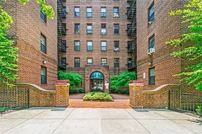89-10 35th Avenue #E-7R, Jackson Heights, NY 11372 - Photo 1