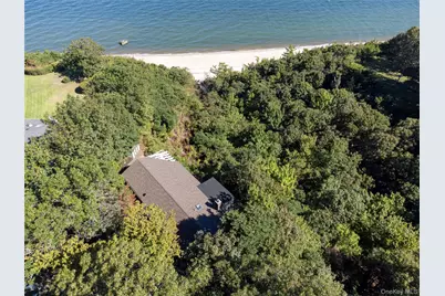 5 Colgate Court, Shoreham, NY 11786 - Photo 1