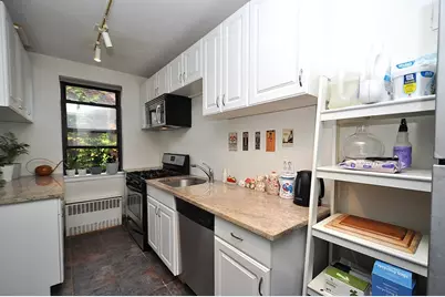 142 Garth Road #1A, Scarsdale, NY 10583 - Photo 1