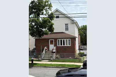 840 Hollywood Avenue, Bronx, NY 10465 - Photo 1