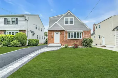 193 Beech Street, Floral Park, NY 11001 - Photo 1