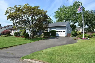 1318 Brooklyn Boulevard, Bay Shore, NY 11706 - Photo 1