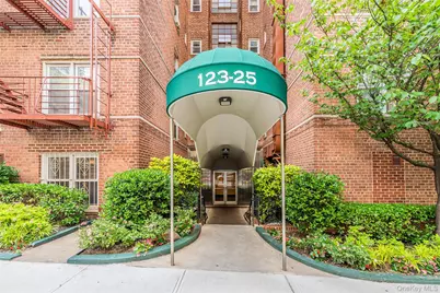 12325 82nd Avenue #4K, Kew Gardens, NY 11415 - Photo 1