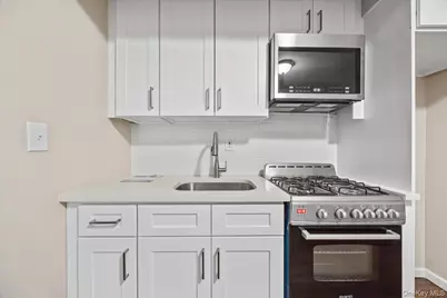 2630 Kingsbridge Terrace #4C, Bronx, NY 10463 - Photo 1