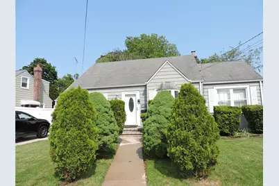 713 Colonial Street, Uniondale, NY 11553 - Photo 1
