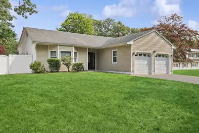 10 Marlan Court, Smithtown, NY 11787 - Photo 1