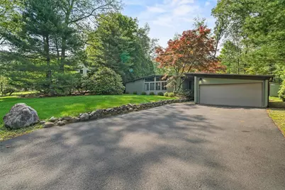 31 Balmoral Drive, Chestnut Ridge, NY 10977 - Photo 1