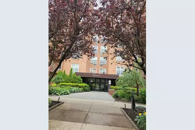 18-50 211 St #6C, Bayside, NY 11360 - Photo 1