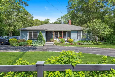 135 Vanderbilt Boulevard, Oakdale, NY 11769 - Photo 1