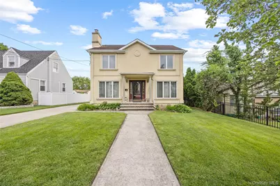 65 Netherwood Drive, Albertson, NY 11507 - Photo 1