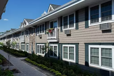 333 Candee Avenue #F1, Sayville, NY 11782 - Photo 1