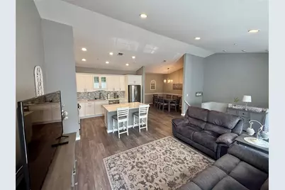 310 Narragansett Villas Drive, Lindenhurst, NY 11757 - Photo 1