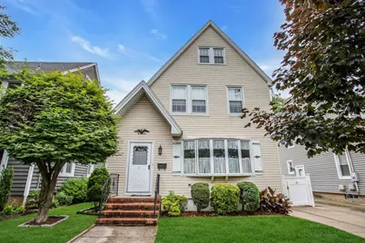 167 Stratford Avenue, Williston Park, NY 11596 - Photo 1