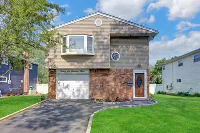 2603 Mariners Avenue, Wantagh, NY 11793 - Photo 1