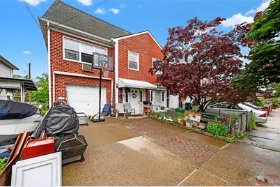 250 Kearney Avenue, Bronx, NY 10465 - Photo 1