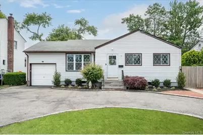 138 Davison Avenue, Oceanside, NY 11572 - Photo 1