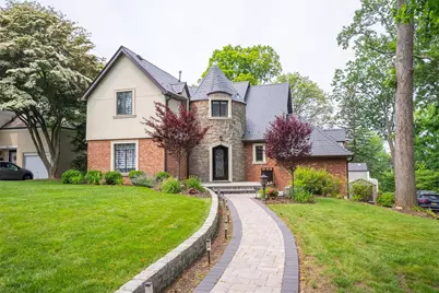 2 Wyngate Place, Great Neck, NY 11021 - Photo 1