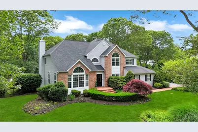4 Scotch Pine Lane, East Setauket, NY 11733 - Photo 1