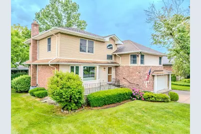 20 Royal Way, Manhasset Hills, NY 11040 - Photo 1