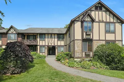 68 Foxwood Drive #4, Pleasantville, NY 10570 - Photo 1