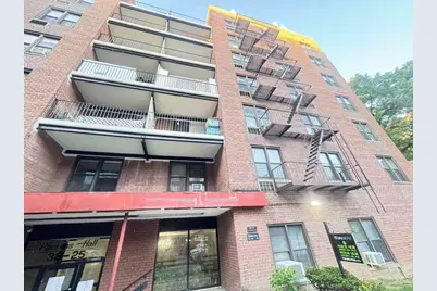 3825 Parsons Boulevard #4P, Flushing, NY 11354 - Photo 1