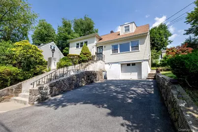18 Gainsborg Avenue E, West Harrison, NY 10604 - Photo 1