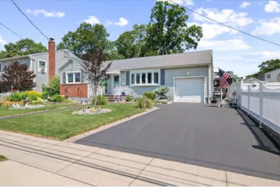 171 McKinley Street, Massapequa Park, NY 11762 - Photo 1