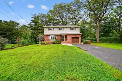 59 Stratford Place, New City, NY 10956 - Photo 1