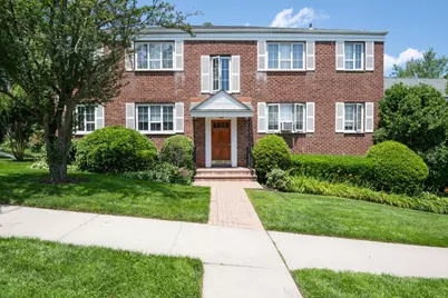 53 Nathan Hale Drive #7A, Huntington, NY 11743 - Photo 1