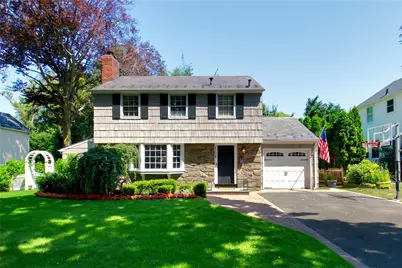 5 Winthrop Road, Port Washington, NY 11050 - Photo 1