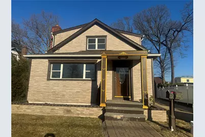 715 Thrush Avenue Avenue, West Hempstead, NY 11552 - Photo 1