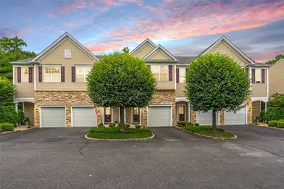 28 Virginia Pine Lane, Bay Shore, NY 11706 - Photo 1
