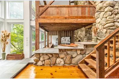 880 W Mill Road, Mattituck, NY 11952 - Photo 1