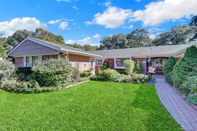 39 Pembrook Drive, Stony Brook, NY 11790 - Photo 1