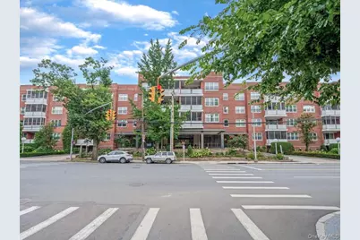 1 Kensington #107, Great Neck, NY 11021 - Photo 1