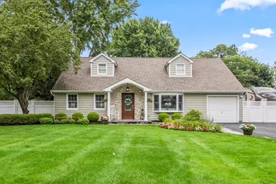 5 Barnaby Lane, Mount Sinai, NY 11766 - Photo 1