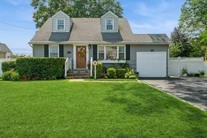 369 S 16th Street, Lindenhurst, NY 11757 - Photo 1