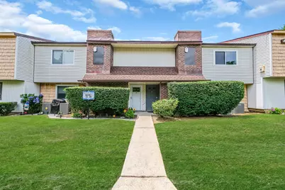 80 Pointe Circle S #80, Coram, NY 11727 - Photo 1