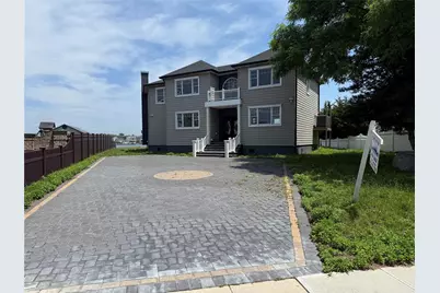 264 E Shore Drive, Massapequa, NY 11758 - Photo 1