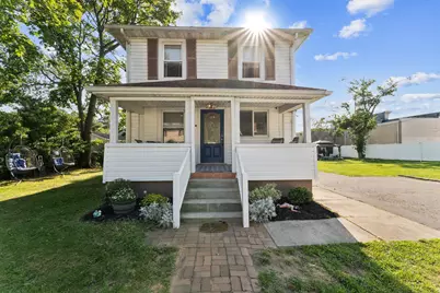 90 Redmond Avenue, Bay Shore, NY 11706 - Photo 1